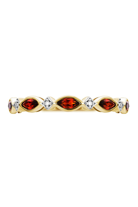 9ct Yellow Gold Garnet and Diamond Ring