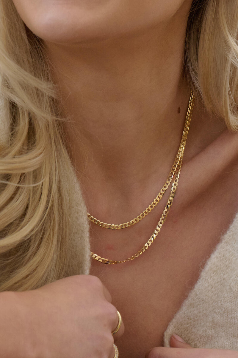 9ct Yellow Gold Solid Curb Chain Necklace (3.75mm) 20 inch