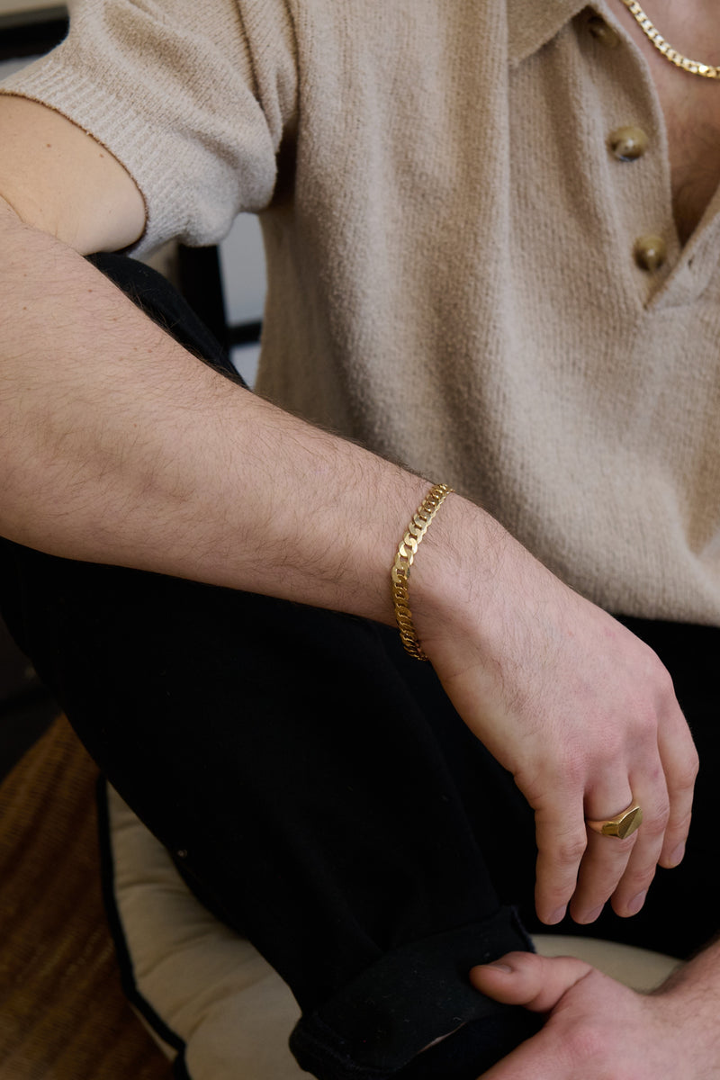 9ct Yellow Gold Solid Curb Chain Bracelet (7mm) 8.25 inch