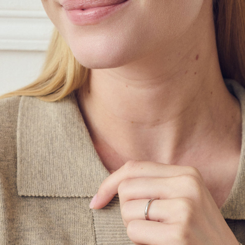 Classic 9ct White Gold D-Shape Wedding Band Ring - 2mm