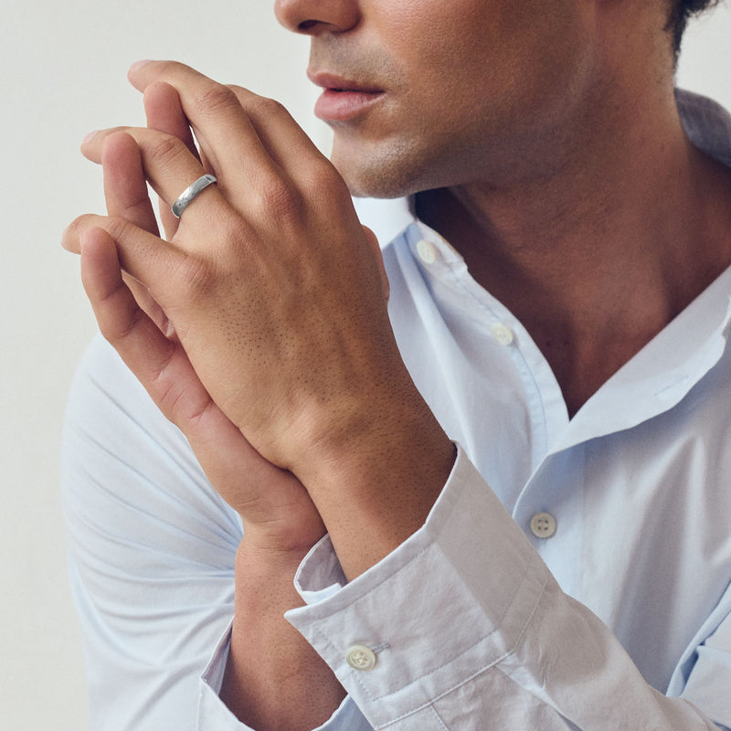 Classic 9ct White Gold Court Wedding Band Ring - 4mm