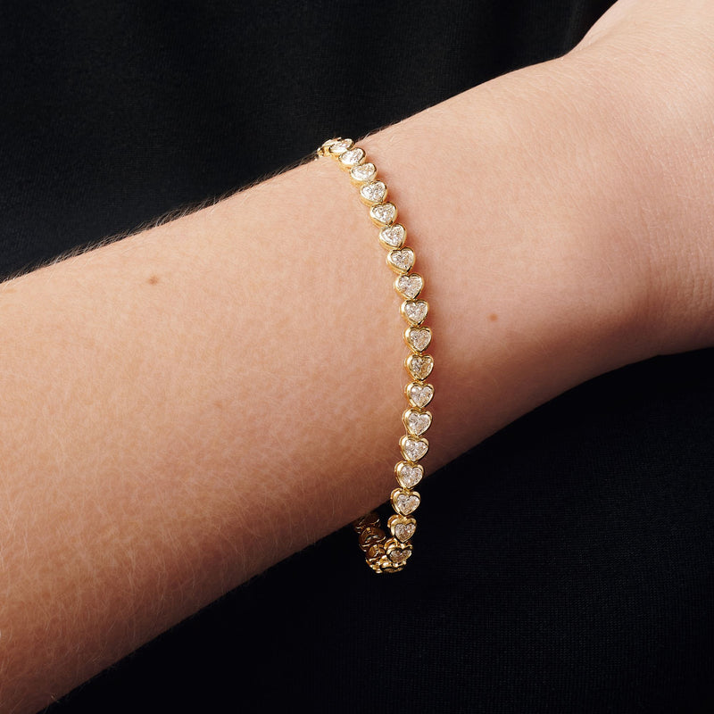 Valentina | 9ct Yellow Gold 5.75ct tw. Lab Grown Diamond Heart Tennis Bracelet