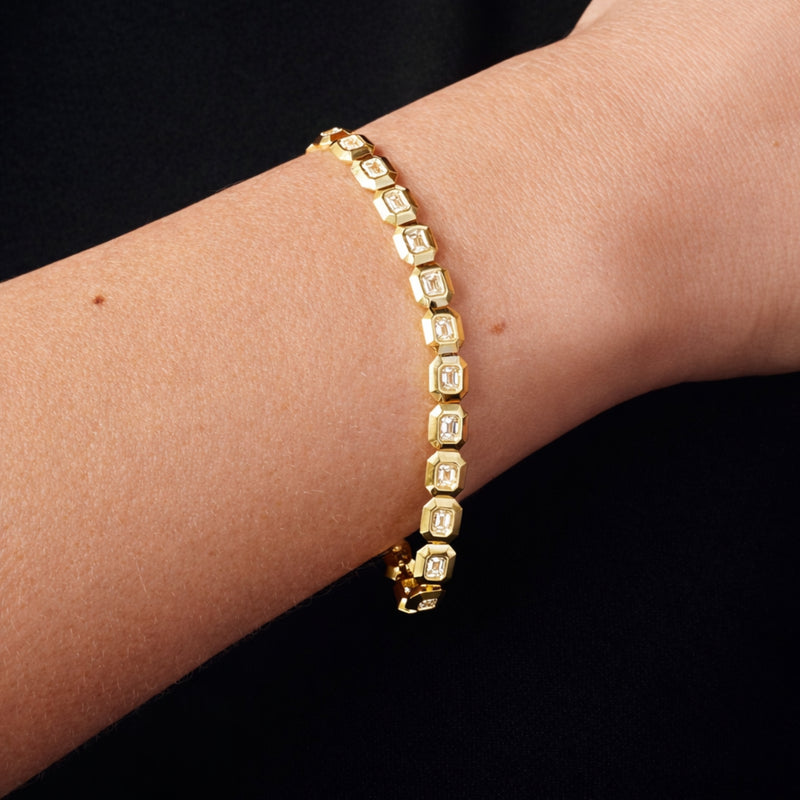 Athena | 9ct Yellow Gold 3.67ct tw. Lab Grown Diamond Emerald Cut Tennis Bracelet