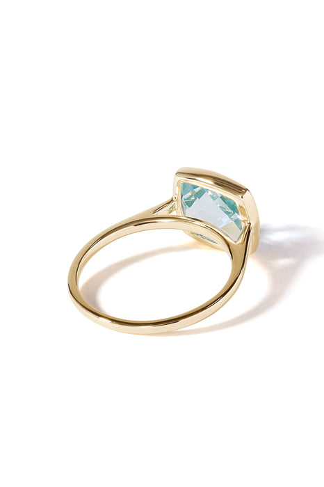 9ct Yellow Gold Sky Blue Topaz Ring